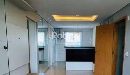 Apartamento com 2 Quartos e 2 banheiros à Venda, 64 m² por R$ 425.000