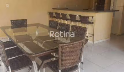 Casa à venda, 4 quartos, Jardim Holanda - Uberlândia/MG - Rotina Imobiliária