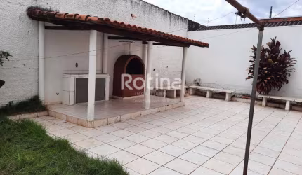 Casa à venda, 4 quartos, Fundinho - Uberlândia/MG - Rotina Imobiliária