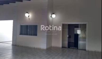 Casa à venda, 3 quartos, Jardim Europa - Uberlândia/MG - Rotina Imobiliária