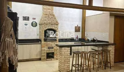 Casa Condomínio Fechado à venda, 2 quartos, Cond. Terra Nova II - Uberlândia/MG - Rotina Imobiliária