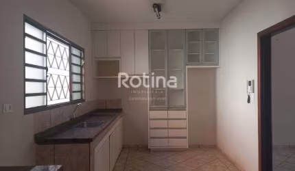 Casa à venda, 5 quartos, Segismundo Pereira - Uberlândia/MG - Rotina Imobiliária