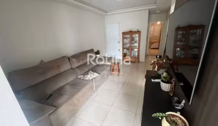 Casa Condomínio Fechado à venda, 3 quartos, Cond. Terra Nova I - Uberlândia/MG - Rotina Imobiliária