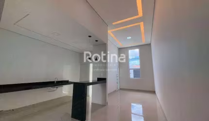 Casa à venda, 3 quartos, Segismundo Pereira - Uberlândia/MG - Rotina Imobiliária