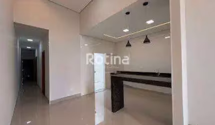 Casa à venda, Bairro Segismundo Pereira - Uberlândia - MG