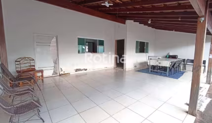 Casa à venda, 3 quartos, Jardim Europa - Uberlândia/MG - Rotina Imobiliária