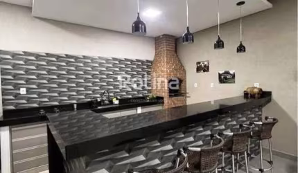 Casa à venda, 2 quartos, Jardim Europa - Uberlândia/MG - Rotina Imobiliária