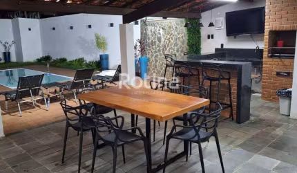 Casa à venda, 3 quartos, Presidente Roosevelt - Uberlândia/MG - Rotina Imobiliária