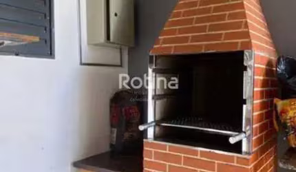 Casa à venda, 4 quartos, Laranjeiras - Uberlândia/MG - Rotina Imobiliária