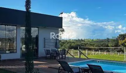 Chacara à venda, 4 quartos, Zona Rural - Uberlândia/MG - Rotina Imobiliária
