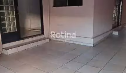 Casa à venda, 3 quartos, Pacaembu - Uberlândia/MG - Rotina Imobiliária