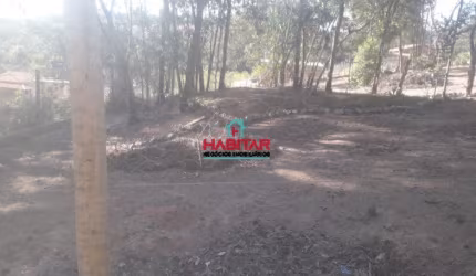 Excelente Chácara com Terreno de 1.000 metros.