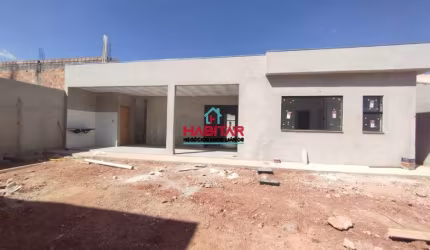 OPORTUNIDADE!! LINDA CASA EM IGARAPÉ/MG!!