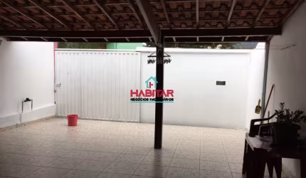 OPORTUNIDADE!! EXCELENTE CASA EM IGARAPÉ/MG!!
