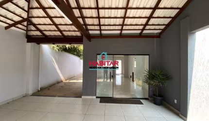 OPORTUNIDADE!! ENCANTADORA CASA EM IGARAPÉ/MG!!
