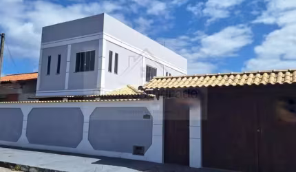 Casa Duplex para Venda em Saquarema, Gravatá, 2 dormitórios, 1 suíte, 2 banheiros, 1 vaga