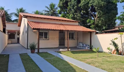 Casa para Venda em Saquarema, Porto da Roça II (Bacaxá), 2 dormitórios, 1 suíte, 1 banheiro, 2 vagas
