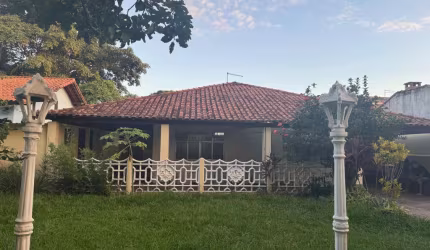 Casa para Venda, Boqueirão, 3 dormitórios, 1 suíte, 3 banheiros, 3 vagas