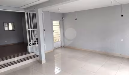 Casa com 2 quartos à venda em Vila Rosália - SP