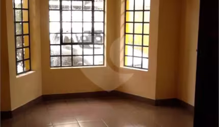 Casa com 3 quartos à venda em Vila Figueira - SP