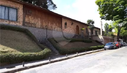 Casa com 6 quartos à venda em Vila Rosália - SP