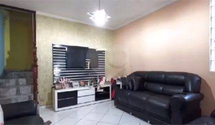 Casa com 3 quartos à venda em Jardim Cumbica - SP