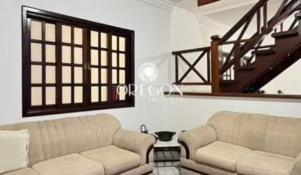 Lindo Sobrado com 3 Quartos e 3 banheiros - Bosque dos Ipês