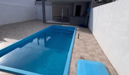 Linda casa mobiliada em arembepe (fora de condomínio)