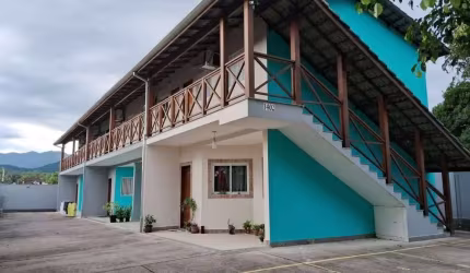 Casa em Condomínio no Jardim Gaivotas