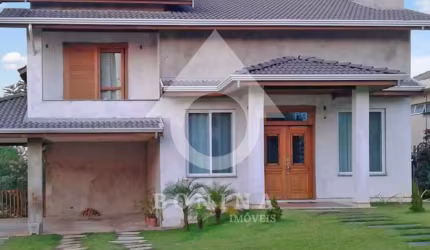 Casa à venda em Condomínio em Itupeva com 4 suítes e 6 vagas e terreno espaçoso, aceita permuta!