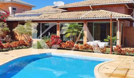 Linda casa de campo térrea e mobiliada no condomínio Haras Pindorama em Cabreúva