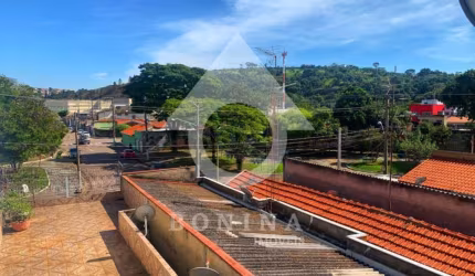 Grande Sobrado com Edícula e Espaço para Salão Comercial à Venda - Jundiaí