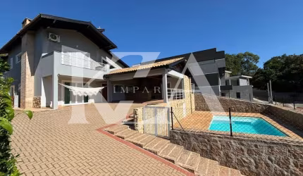 Residencial dos Lagos- Venda/Locação- com 330m² de área Construída- Piscina privativa- Condomínio com lazer- quadra de Beach Tênis e Lagos para pesca.