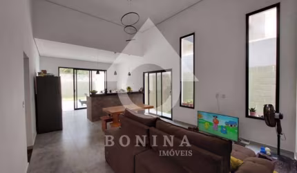 Casa Térrea a venda com 3 dorms 1 suíte e 4 vagas no Residencial Pecan entre Judiaí e Itupeva-SP