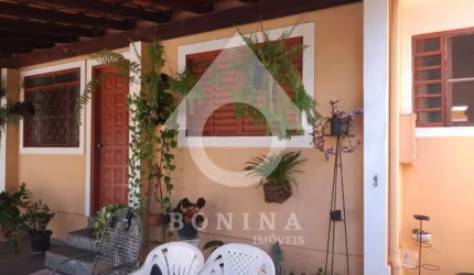 Casa à venda com 167m², 4 quartos e 5 vagas - Bairro Eloy Chaves em Jundiaí - SP
