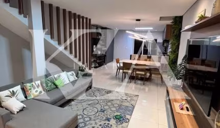 Fazenda Grande - Sobrado reformado com 3 dormitórios 1 suíte cozinha sala e área gourmet em ambientes integrados