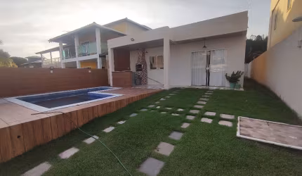 Casa térrea 3/4 com piscina e churrasqueira no Arembepe Aquaville