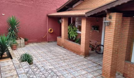 Casa para Venda em Limeira, Jardim Cavinato, 3 dormitórios, 2 banheiros, 2 vagas