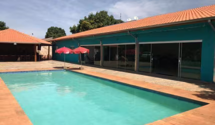Chácara para Venda em Limeira, Jardim do Lago, 4 dormitórios, 2 suítes, 2 banheiros, 10 vagas