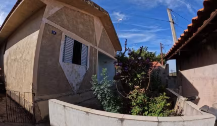 Casa para Venda em Limeira, Parque Hippolyto, 4 dormitórios, 2 banheiros, 2 vagas