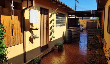 Comercial para Venda em Limeira, Centro, 3 dormitórios, 2 banheiros, 6 vagas