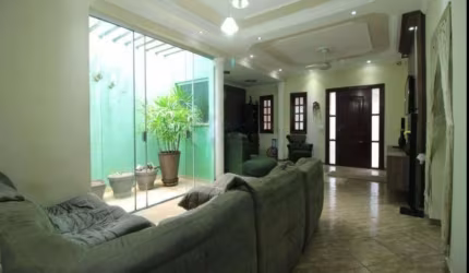 Casa para Venda em Limeira, Vila Piza, 3 dormitórios, 1 suíte, 2 banheiros, 3 vagas