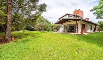 Casa em condomínio fechado com 4 quartos à venda na BR 376 KM 626, xxx, Campo Largo da Roseira, São José dos Pinhais, 219 m2 por R$ 1.700.000