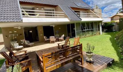 Casa em condomínio fechado com 4 quartos à venda na Rua Luiz Tramontin, 1220, Campo Comprido, Curitiba, 458 m2 por R$ 3.695.000
