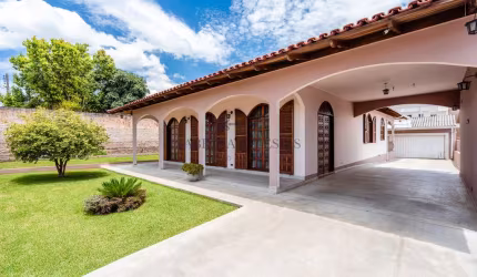 Casa com 4 quartos à venda no Centro, Quatro Barras , 310 m2 por R$ 1.500.000