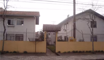 Apartamento com 2 dormitórios para alugar, 46 m² por R$ 1.415,00/mês - Capão da Imbuia - Curitiba/PR