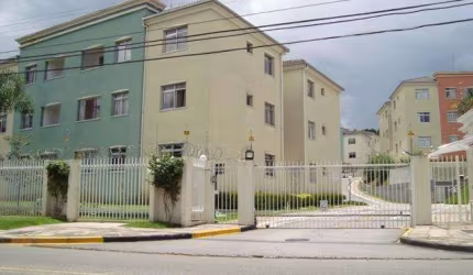 Apartamento com 3 dormitórios para alugar, 76 m² por R$ 2.632,00/mês - Vista Alegre - Curitiba/PR