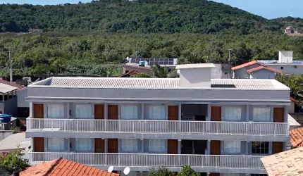 Prédio novo em Palhoça com 18 unidades prontas para gerar renda passiva