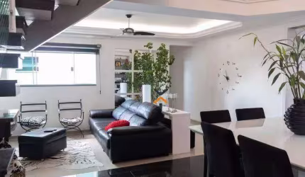 Apartamento Duplex com 3 dormitórios para alugar, 335 m² por R$ 8.271,00/mês - Campestre - Santo André/SP