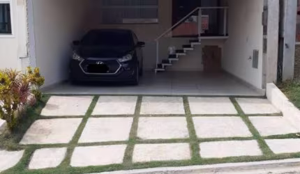 CASA EM CONDOMÍNIO 124M² C/ 02 DORMITÓRIOS SENDO 01 SUÍTE / 02 VAGAS